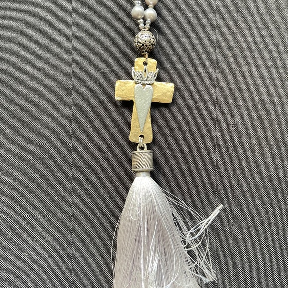 pearl cross necklace - Picture 3 of 3